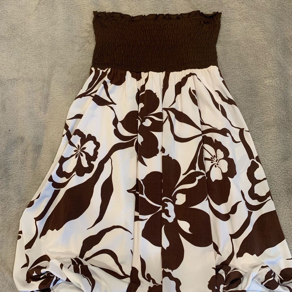 Dress - Picture 2 of 11